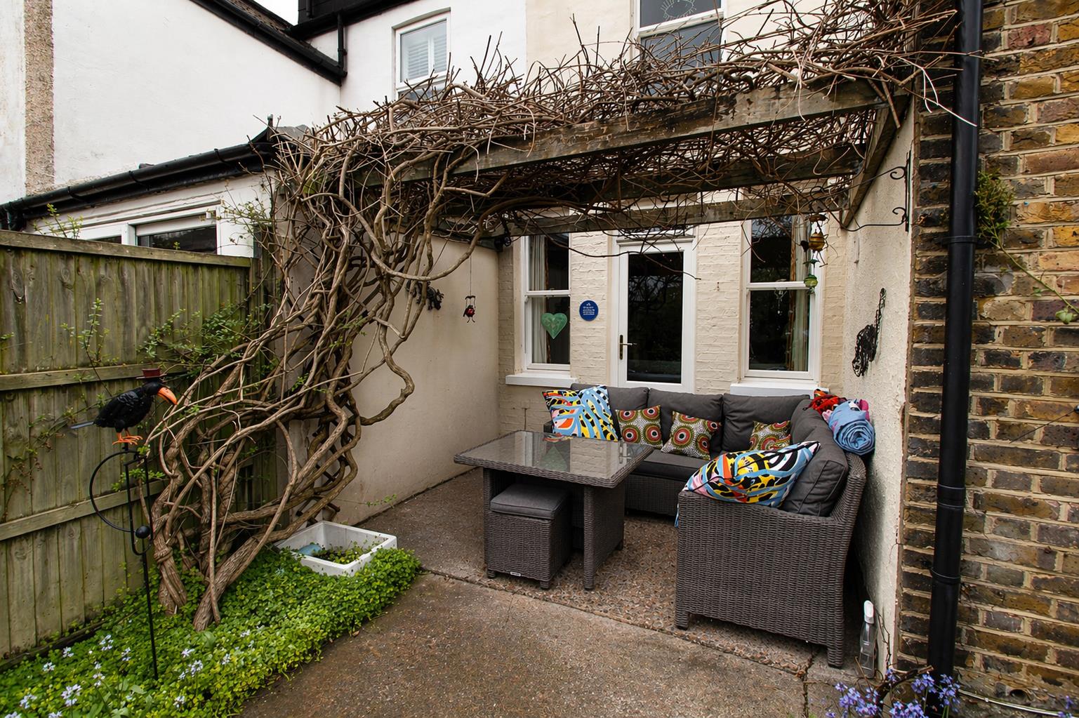Onslow Gardens, Wallington